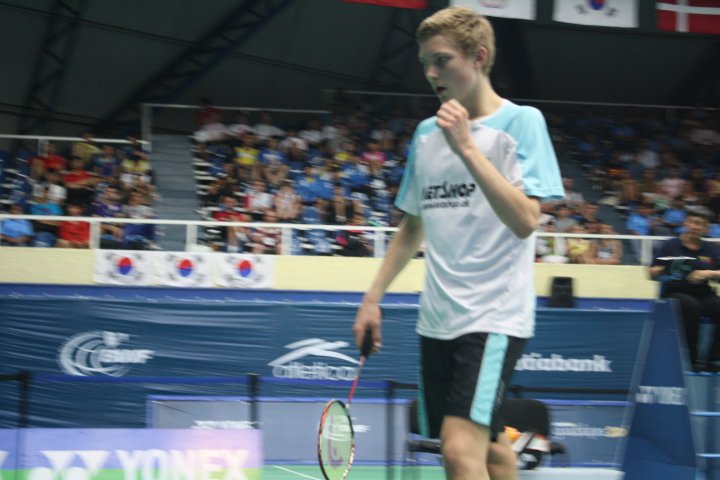 Viktor L. Axelsen